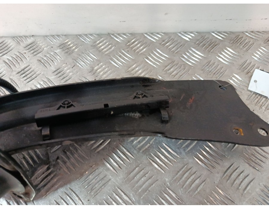 Recambio de brazo suspension inferior trasero izquierdo para volkswagen tiguan (5n1) 2.0 tdi referencia OEM IAM 3C0971047  