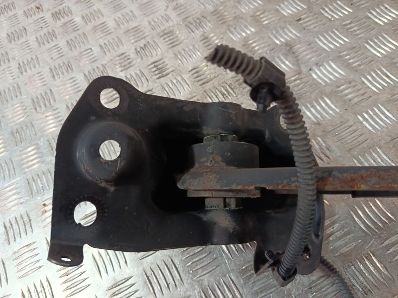 Recambio de brazo suspension inferior trasero izquierdo para volkswagen tiguan (5n1) 2.0 tdi referencia OEM IAM 3C0971047  