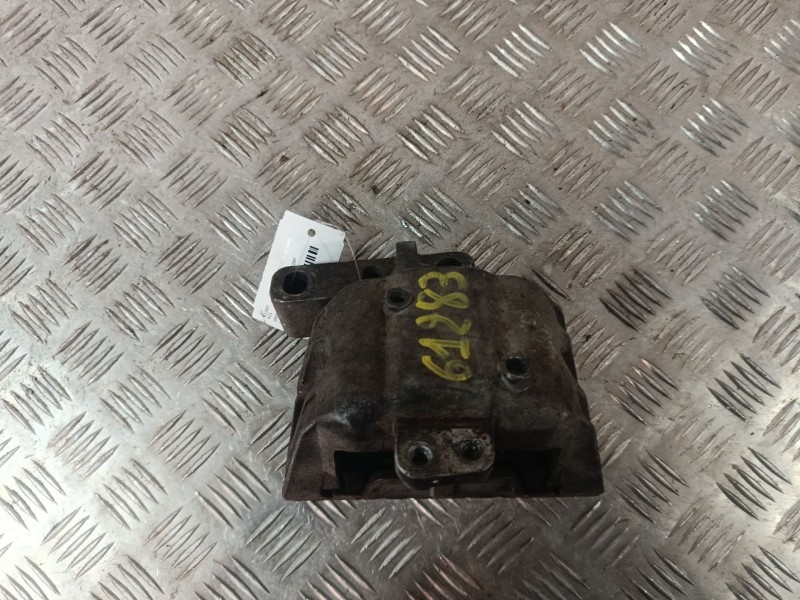 Recambio de soporte motor para volkswagen golf iv (1j1) 1.9 tdi referencia OEM IAM 1J0199262BF  