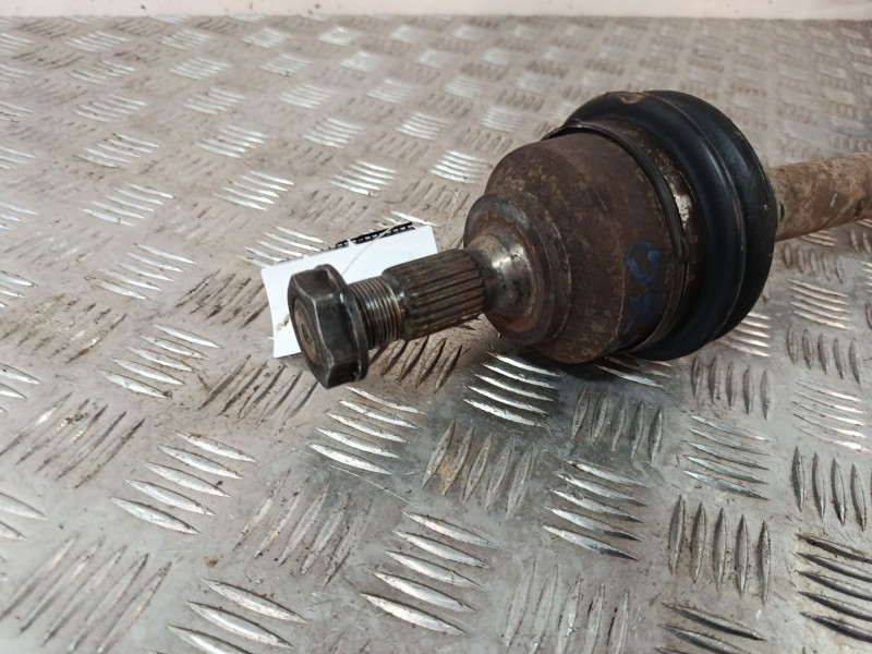 Recambio de transmision delantera izquierda para peugeot 308 sw referencia OEM IAM 9661107380  