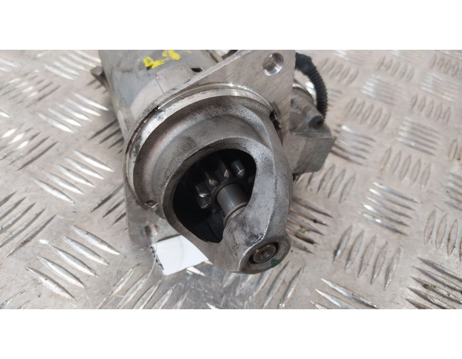 Recambio de motor arranque para ford fiesta (ccn) 1.25 16v cat referencia OEM IAM 8V2111000BE 30659513 