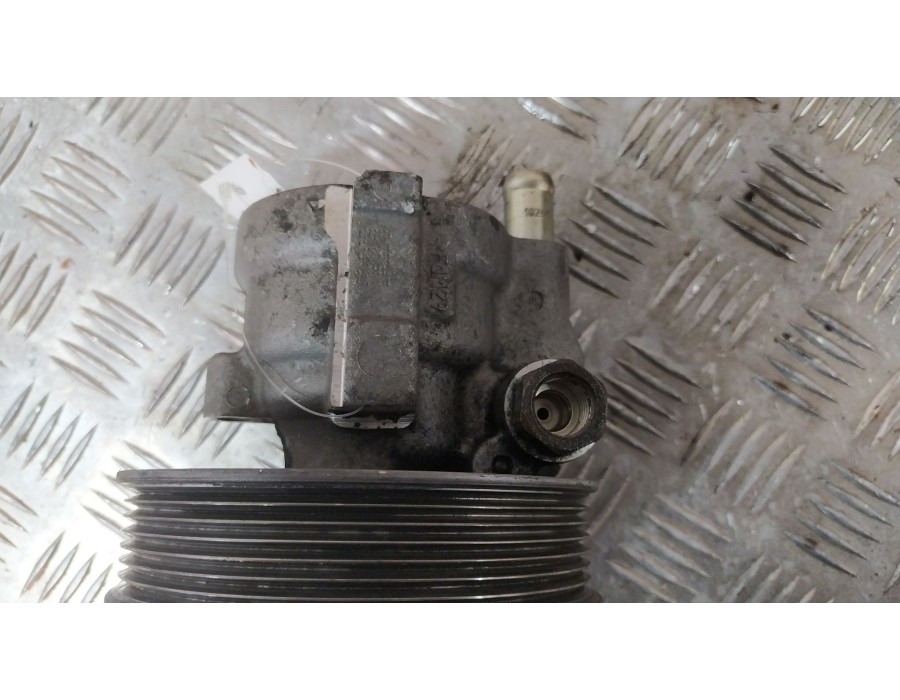 Recambio de bomba direccion para opel vivaro a furgoneta (x83) 2.0 cdti (f7) referencia OEM IAM 8200357347 26054891 