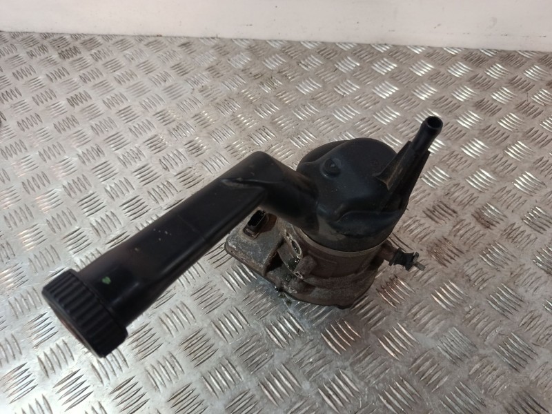 Recambio de bomba direccion para peugeot 308 sw referencia OEM IAM 9684979180  