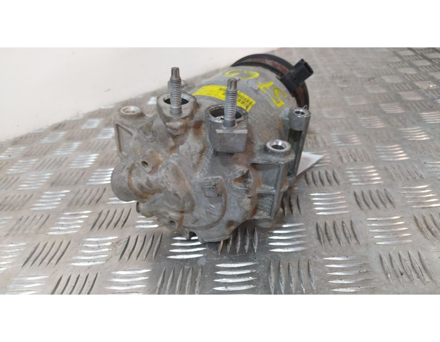 Recambio de compresor aire acondicionado para ford fiesta (ccn) 1.25 16v cat referencia OEM IAM 19D629  