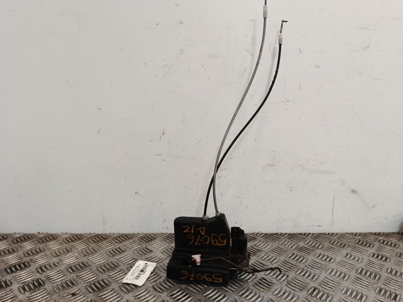 Recambio de cerradura puerta delantera izquierda para ssangyong rodius referencia OEM IAM 7121021024  