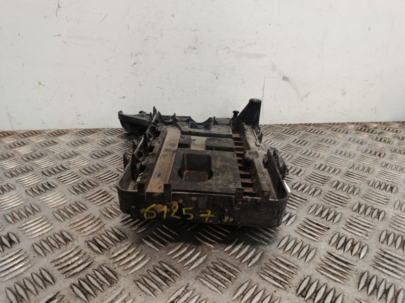 Recambio de soporte para seat leon (1p1) 2.0 tdi 16v referencia OEM IAM 1K0915333  