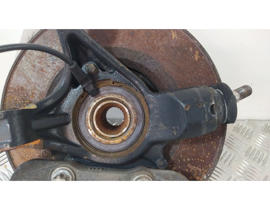 Recambio de mangueta delantera derecha para peugeot 3008 1.6 hdi fap cat (9hz / dv6ted4) referencia OEM IAM 364796  