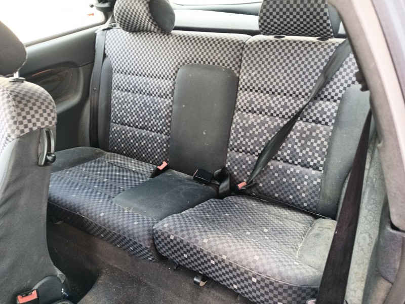 audi a3 (8l1) del año 1999