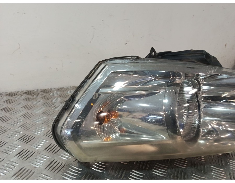Recambio de faro izquierdo para citroën jumpy ii (vf7) 1.6 hdi 90 16v referencia OEM IAM 1400455580  