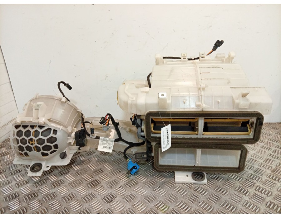 Recambio de calefaccion entera normal para peugeot expert furgoneta (v_) 2.0 bluehdi 120 referencia OEM IAM 5U7326100  