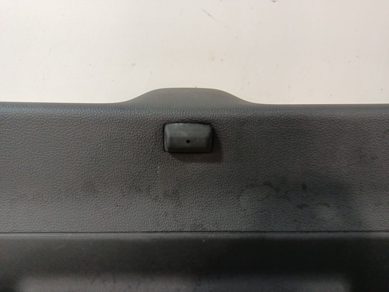 Recambio de guarnecido porton trasero para volkswagen polo v (6r1, 6c1) 1.4 tdi referencia OEM IAM 6R6867601A  