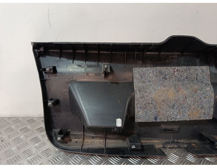 Recambio de guarnecido porton trasero para volkswagen polo v (6r1, 6c1) 1.4 tdi referencia OEM IAM 6R6867601A  