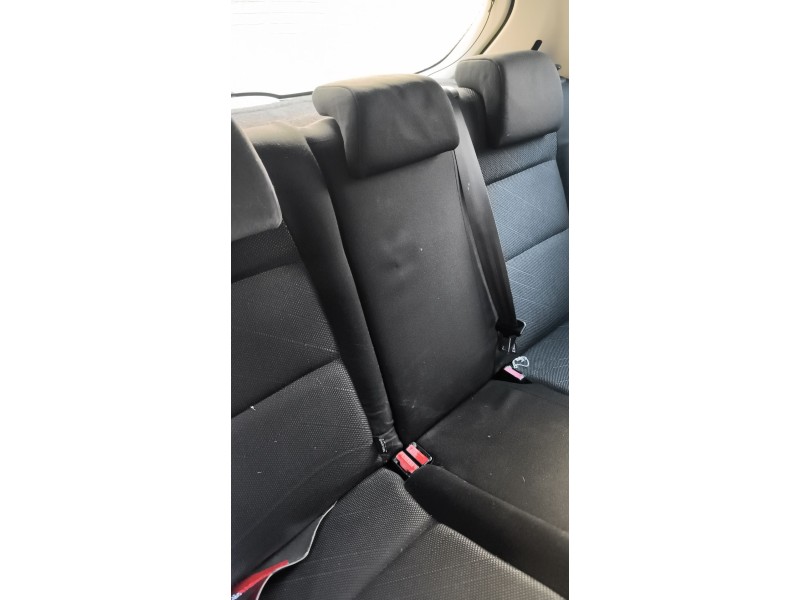 Recambio de cinturon seguridad trasero central para peugeot 207/207+ (wa_, wc_) 1.4 16v referencia OEM IAM 8975Z8  