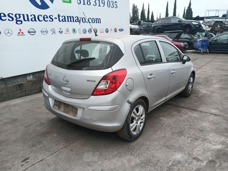 opel corsa d (s07) del año 2010