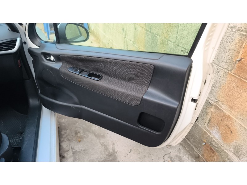 Recambio de guarnecido puerta delantera derecha para peugeot 207/207+ (wa_, wc_) 1.4 16v referencia OEM IAM 96502524ZD  
