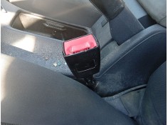 Recambio de enganche cinturon delantero izquierdo para volkswagen golf v (1k1) 1.9 tdi referencia OEM IAM   