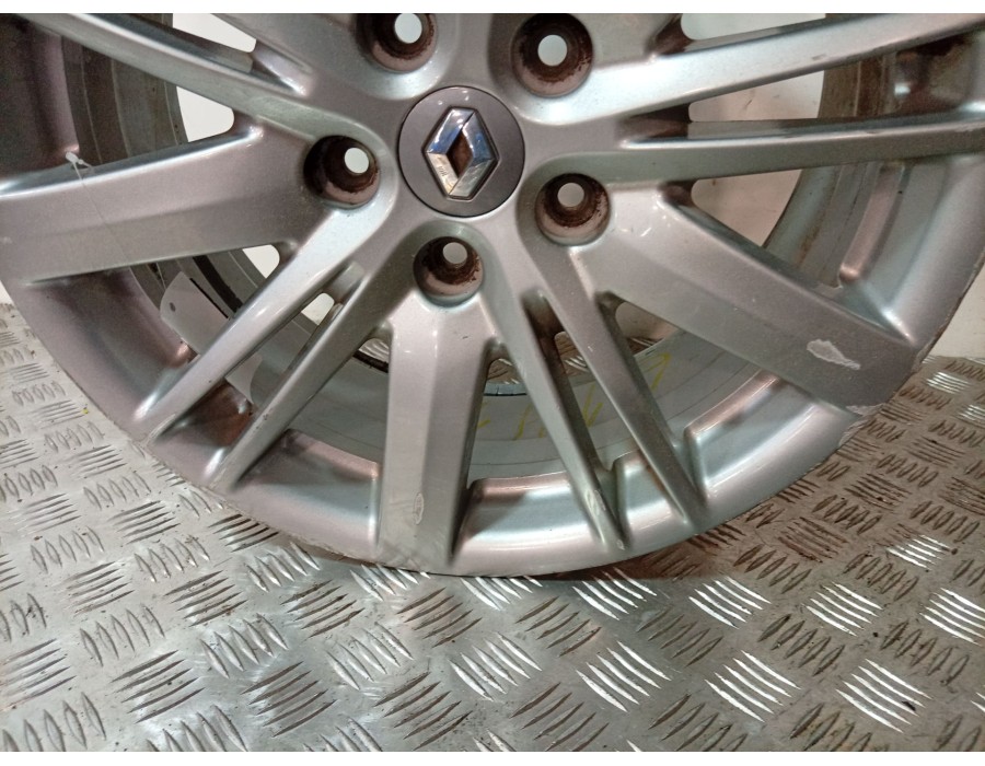 Recambio de llanta para renault megane iii coupé (dz0/1_) 1.4 tce (dz0f, dz1v) referencia OEM IAM 403000072R  