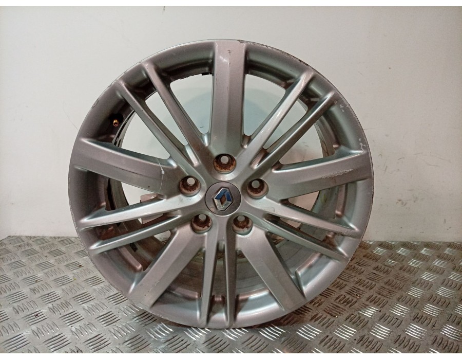 Recambio de llanta para renault megane iii coupé (dz0/1_) 1.4 tce (dz0f, dz1v) referencia OEM IAM 403000072R  