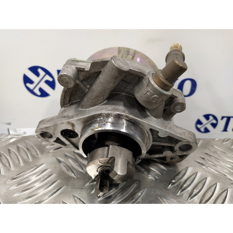 Recambio de depresor freno / bomba vacio para fiat panda (169) 1.3 jtd cat referencia OEM IAM 73501358  72901400P