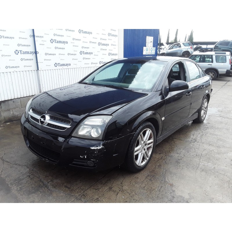 opel vectra c berlina del año 2004