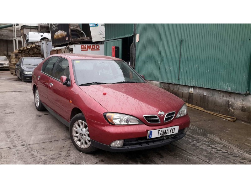 nissan primera berlina (p11) del año 2000