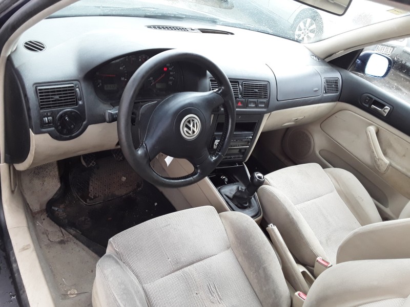 volkswagen golf iv berlina (1j1) del año 1999