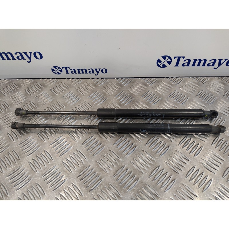 Recambio de amortiguador trasero para dacia duster 1.5 dci diesel fap cat referencia OEM IAM 904520004R  