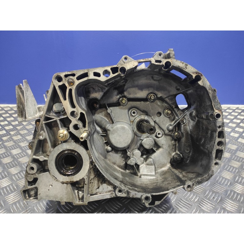 Recambio de caja cambios para renault megane ii familiar 1.5 dci diesel referencia OEM IAM JR5102 8200210038 8200133311