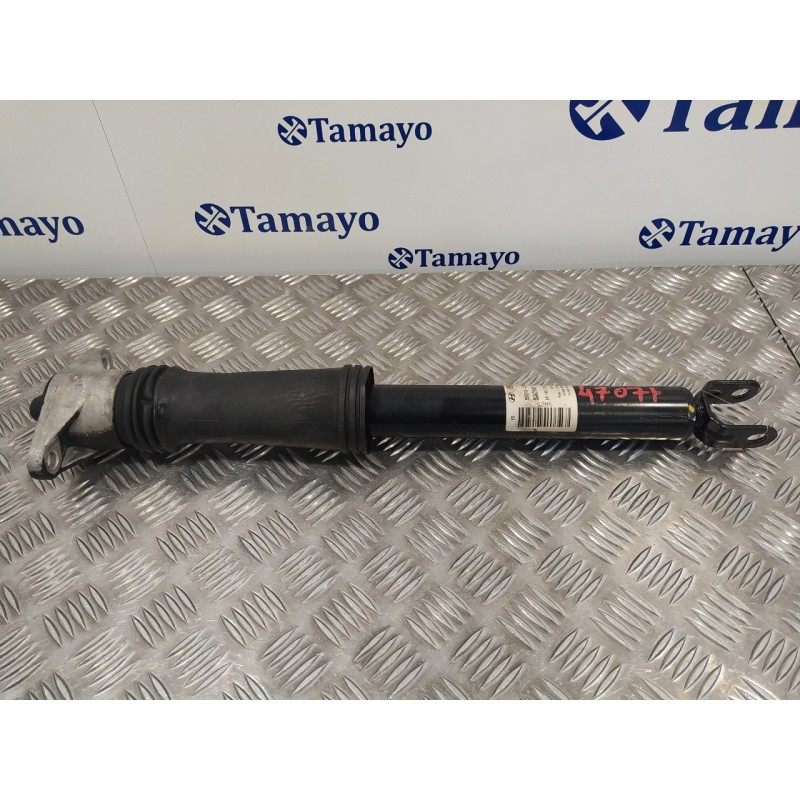 Recambio de amortiguador trasero izquierdo para hyundai i30 1.6 crdi cat referencia OEM IAM 553102R250  801402000298