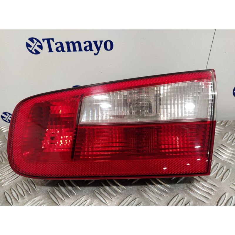 Recambio de piloto trasero derecho porton para renault laguna ii (bg0) 1.8 cat referencia OEM IAM 8200002476  