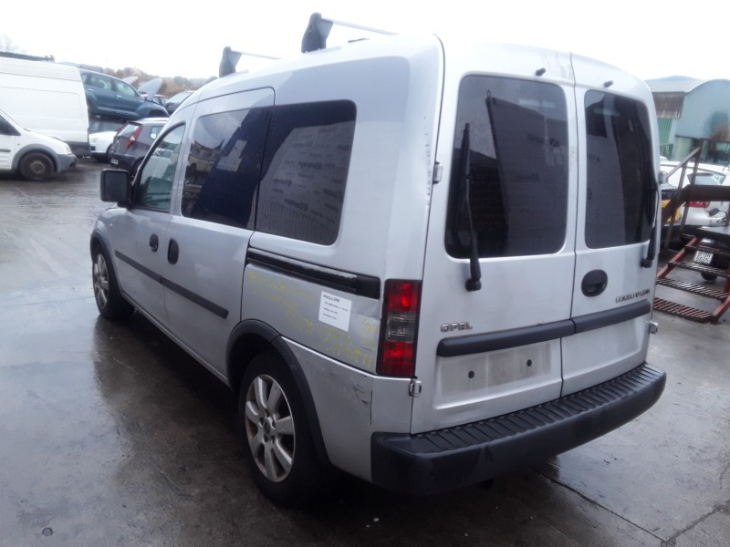 opel combo (corsa c) del año 2005