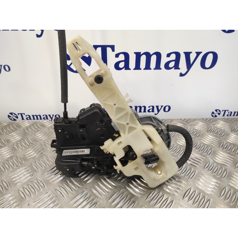 Recambio de cerradura puerta trasera izquierda para kia sportage 1.6 cat referencia OEM IAM 814103U010  
