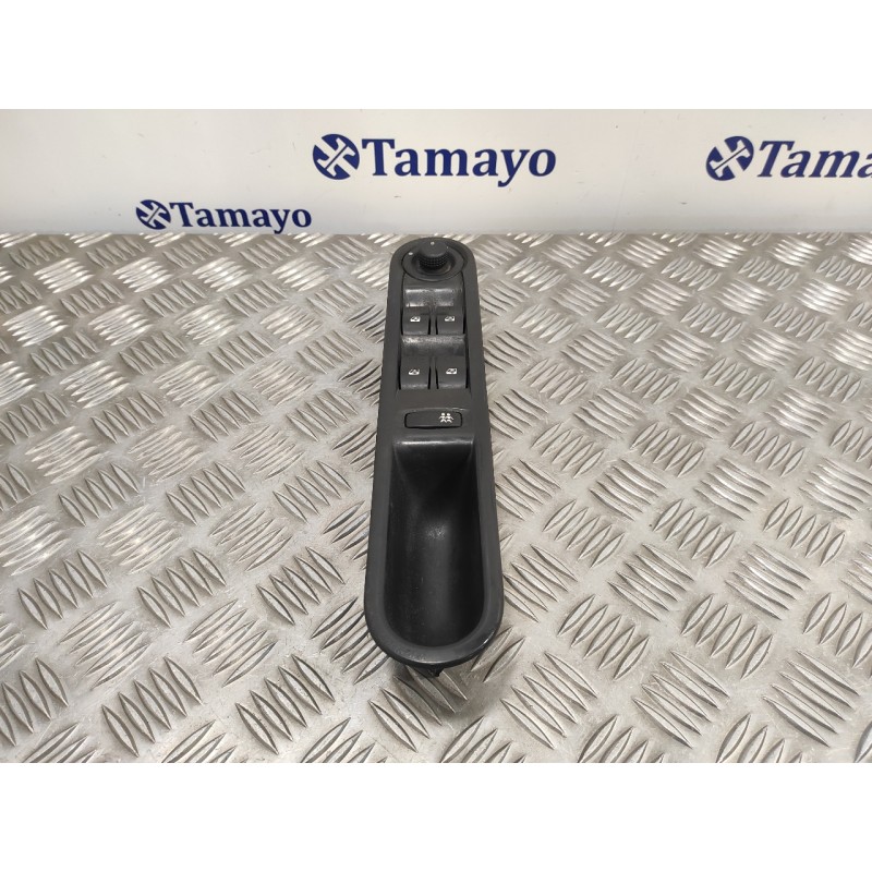 Recambio de mando elevalunas delantero izquierdo para renault espace iv (jk0) 2.0 16v turbo referencia OEM IAM 8200328426  