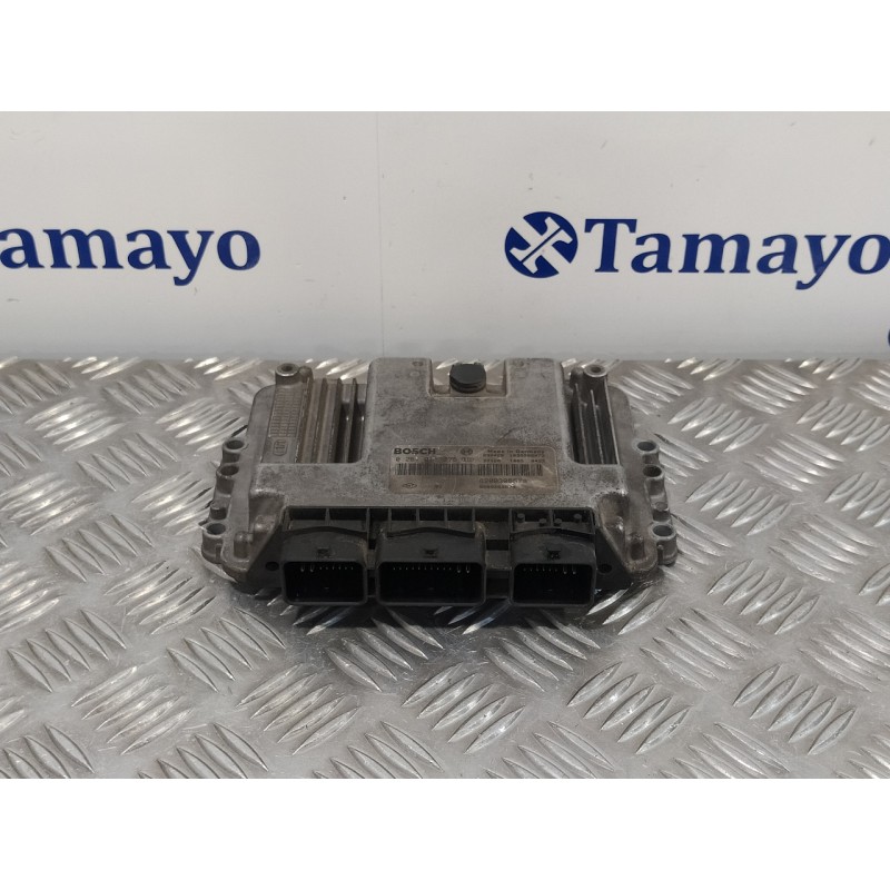 Recambio de centralita motor uce para renault scenic ii grand scenic ii referencia OEM IAM 0281011275  8200305678