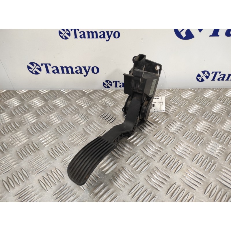 Recambio de potenciometro pedal para mercedes sprinter 02.00  combi 2.2 cdi cat referencia OEM IAM 0281002335  A9013000404
