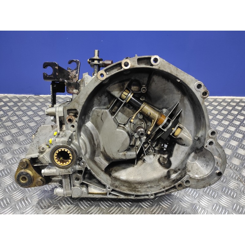 Recambio de caja cambios para citroen jumper caja cerrada (1) 2.5 diesel cat referencia OEM IAM T9A  