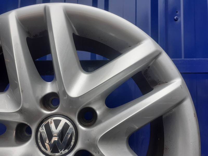 Recambio de llanta para volkswagen tiguan (5n1) 2.0 16v tsi referencia OEM IAM 5N0601025  