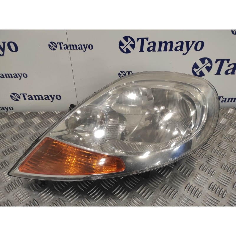 Recambio de faro izquierdo para renault trafic caja cerrada (ab 4.01) 1.9 diesel referencia OEM IAM 8200701352  