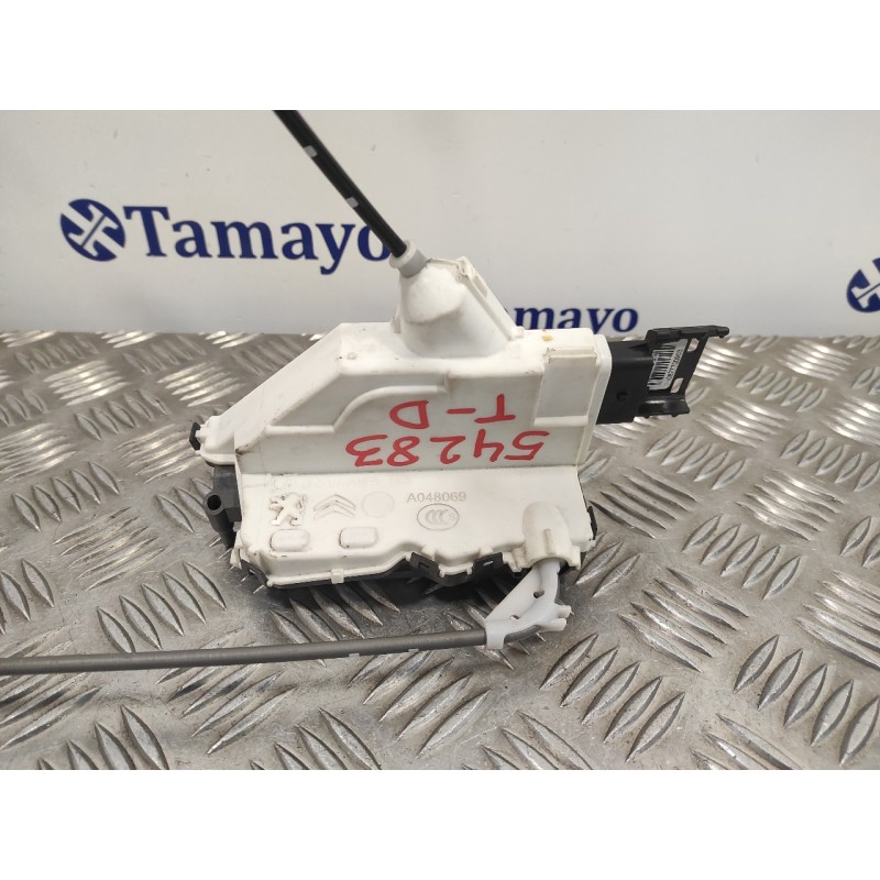 Recambio de cerradura puerta trasera derecha para citroen c4 cactus 1.6 e-hdi fap referencia OEM IAM   