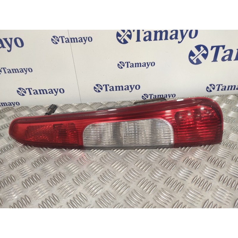 Recambio de piloto trasero derecho para ford focus c-max (cap) 2.0 tdci cat referencia OEM IAM   