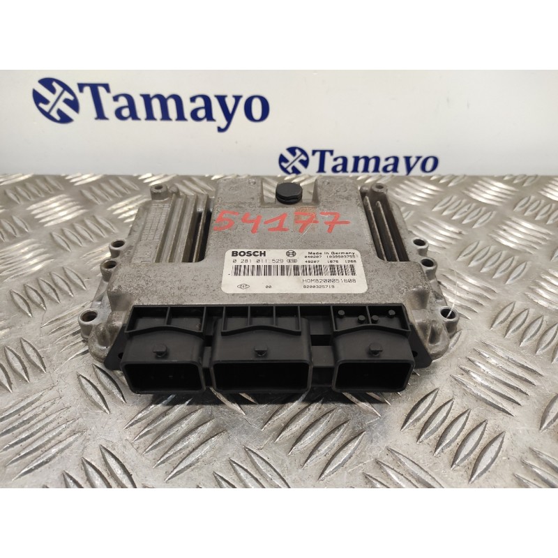 Recambio de centralita motor uce para renault trafic combi (ab 4.01) 1.9 diesel referencia OEM IAM 0281011529 HOM8200051608 8200