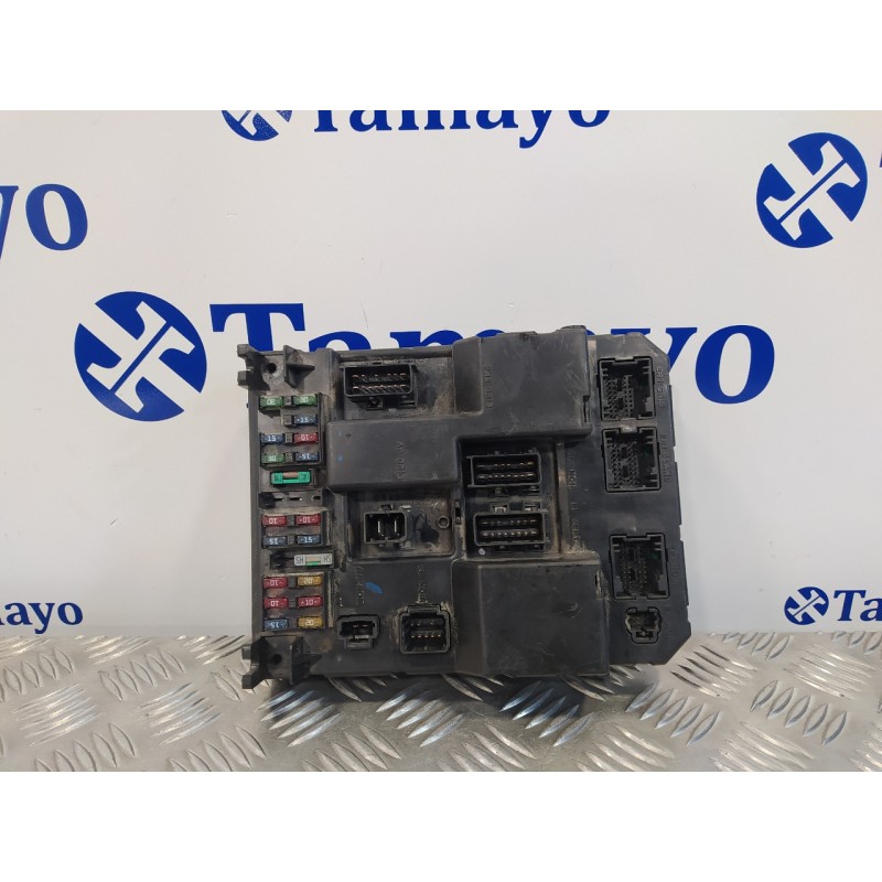 Recambio de caja reles / fusibles para peugeot 307 (s1) 2.0 hdi fap cat referencia OEM IAM 9651197680A  9651196980A