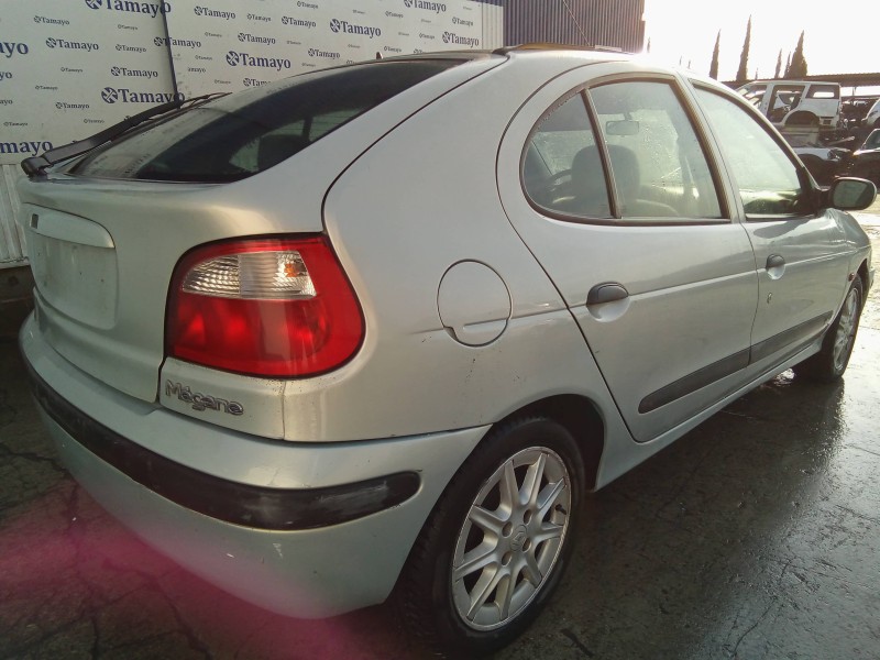 renault megane i fase 2 berlina (ba0) del año 1999