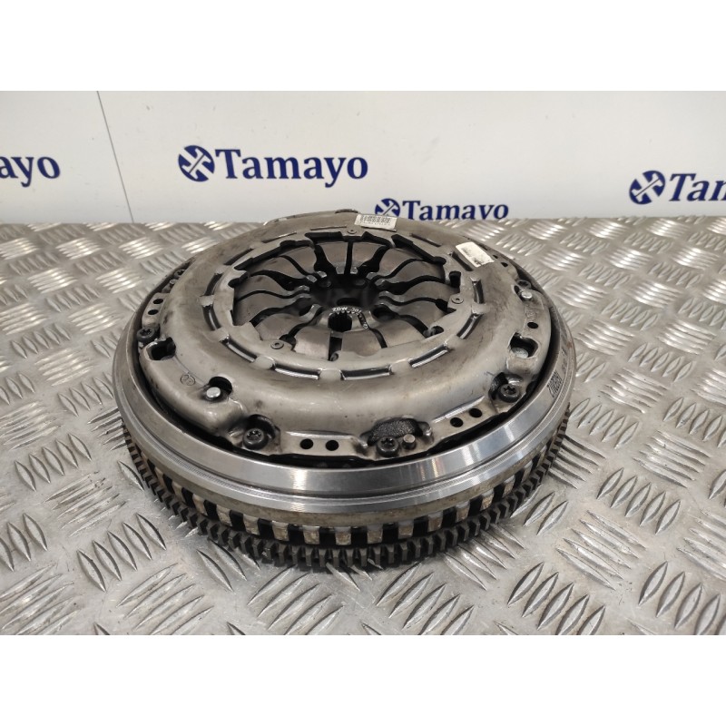 Recambio de volante motor bi-masa para nissan qashqai (j10) 1.5 turbodiesel cat referencia OEM IAM 301018787R  