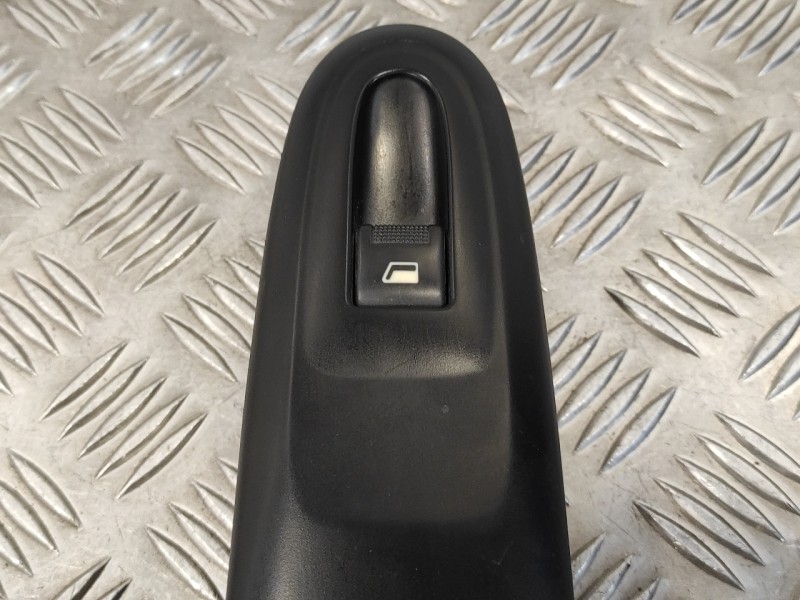 Recambio de mando elevalunas delantero derecho para peugeot 406 berlina (s1/s2) 2.0 hdi referencia OEM IAM   