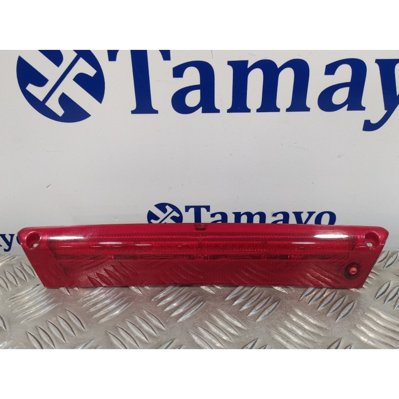 Recambio de luz central de freno para ford fiesta (cb1) 1.25 16v cat referencia OEM IAM 8A6113A613AB  