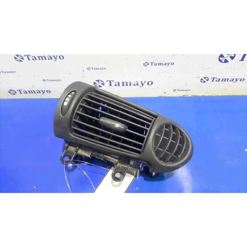 Recambio de rejilla aireadora para mercedes clase c (w203) berlina 2.2 cdi cat referencia OEM IAM A2038300254  