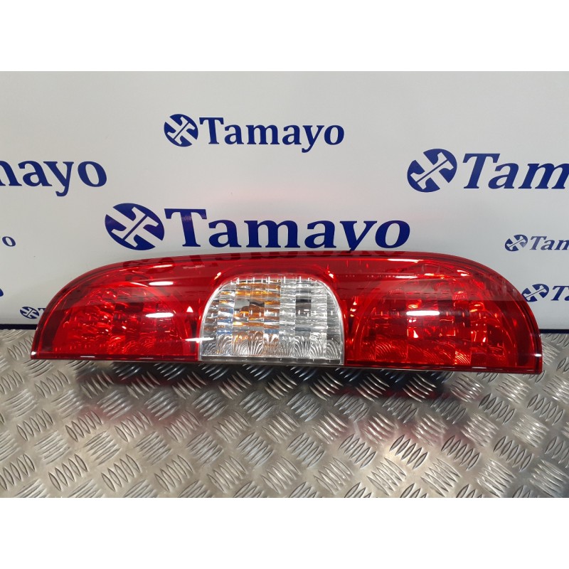 Recambio de piloto trasero derecho para fiat doblo i cargo 1.3 16v jtd cat referencia OEM IAM 20110383  