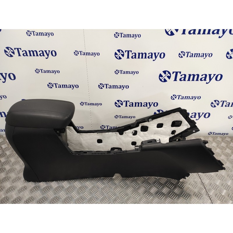 Recambio de apoyabrazos central para kia sportage 1.6 cat referencia OEM IAM 846713U000  