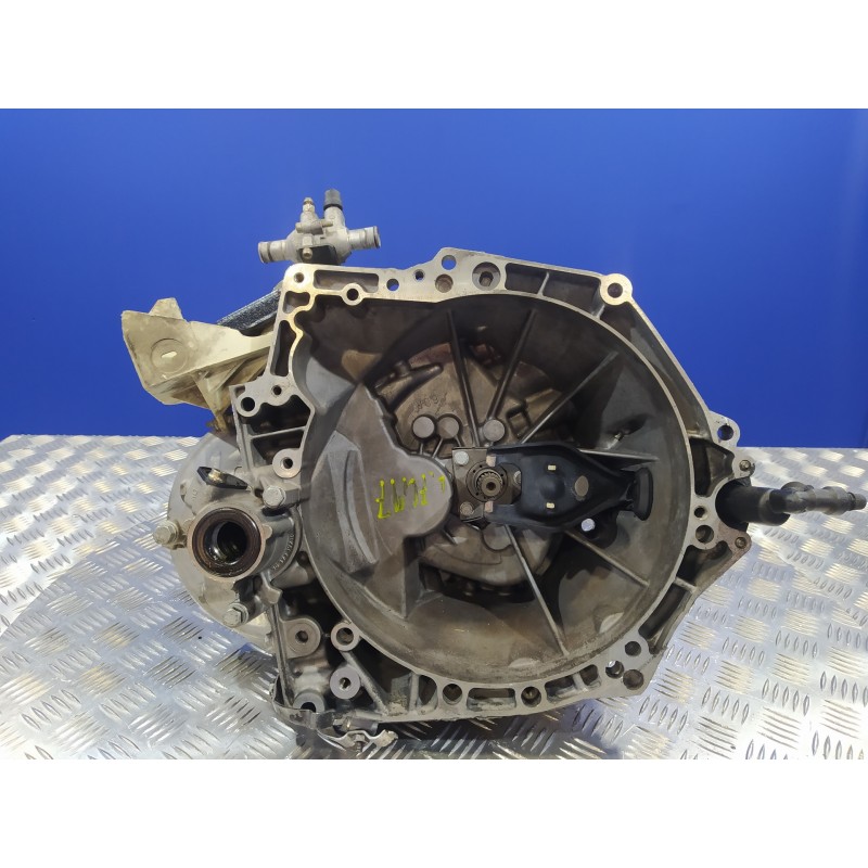 Recambio de caja cambios para peugeot 206 berlina 1.6 hdi fap cat (9hz / dv6ted4) referencia OEM IAM 20DM73  